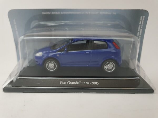 Fiat Grande Punto - 2005 scala 1/43 Hachette