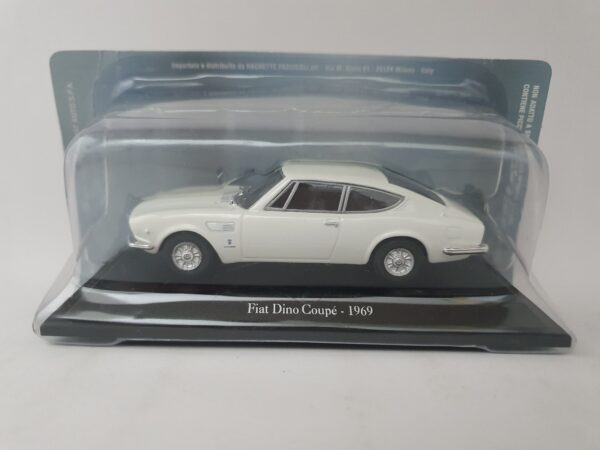 Fiat Dino Coupé - 1969 scala 1/43 Hachette