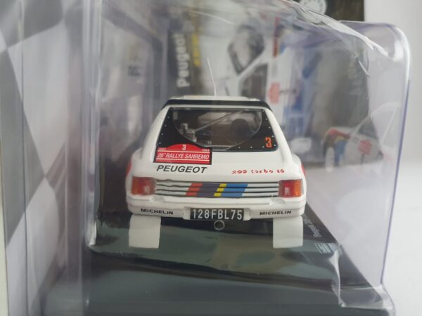 WRC Rally Collection – Hachette - Peugeot 205 T16 1/24 uscita 31 - immagine 3