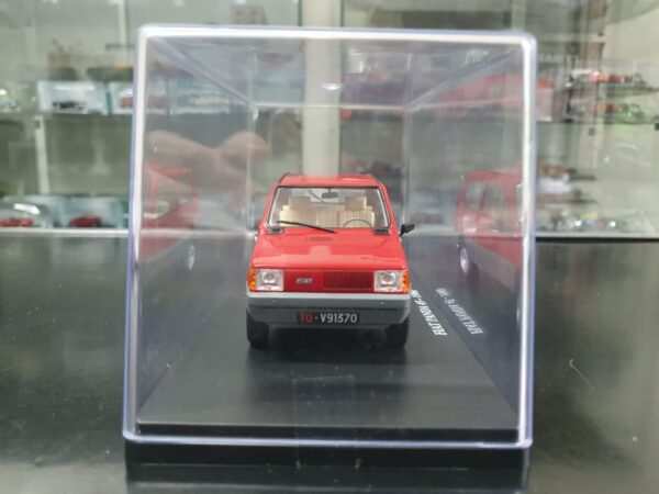 FIAT Panda 45 - 1980 Auto Vintage 1:24 Europe collection - immagine 2