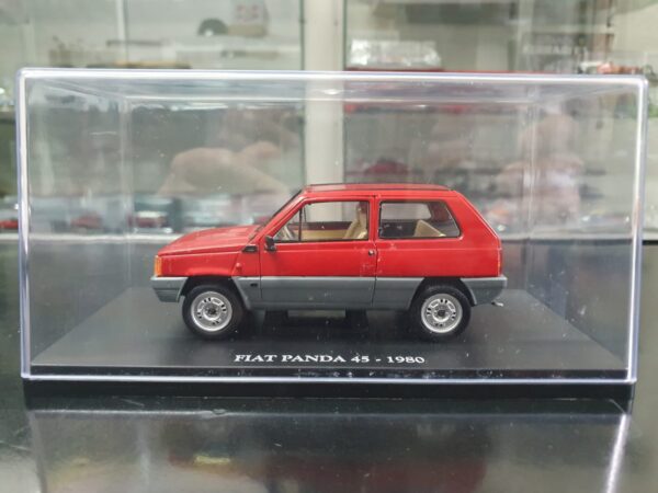 FIAT Panda 45 - 1980 Auto Vintage 1:24 Europe collection
