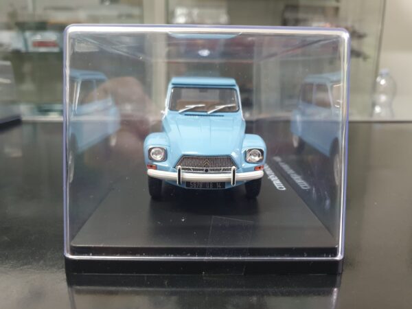 CITROËN DYANE 6 - 1970 Auto Vintage 1:24 Europe collection - immagine 2
