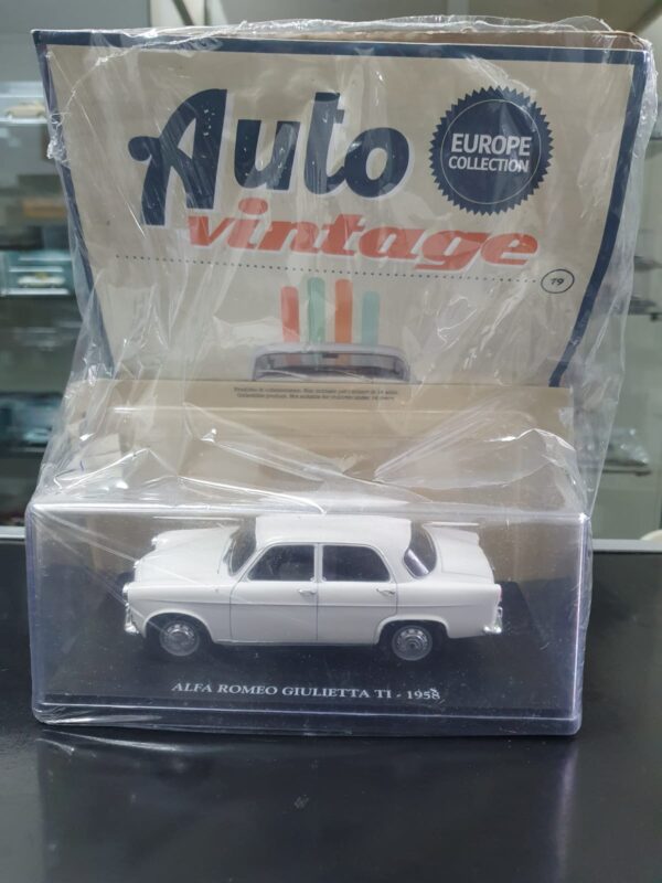 ALFA ROMEO GIULIETTA TI - 1958 Auto Vintage 1:24 Europe collection