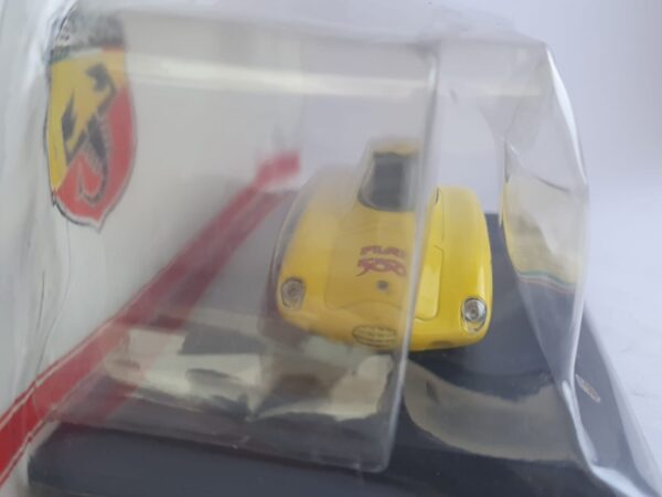 Fiat Abarth 500 Record - 1958 scala 1/43 hachette - immagine 2