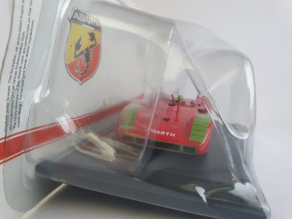 Fiat Abarth 2000 Sport Spider (SE019) - 1970 scala 1/43 hachette - immagine 2