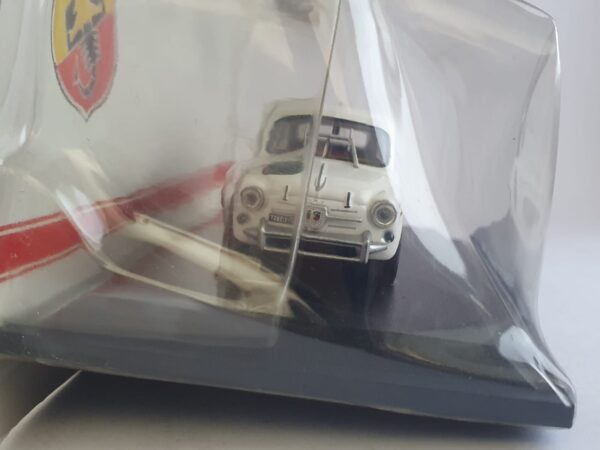 Fiat Abarth 850 TC Corsa/65 - 1965 scala 1/43 hachette - immagine 2