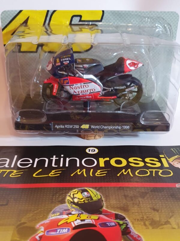 APRILIA RSW 250 46 World Championship 1998 Valentino Rossi 1/18 - uscita 19