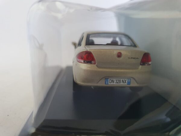 Fiat Linea - 2007 scala 1/43 Hachette - immagine 3