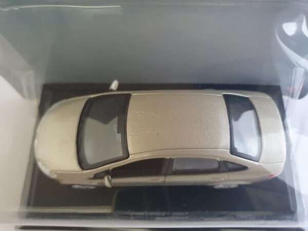 Fiat Linea - 2007 scala 1/43 Hachette - immagine 4