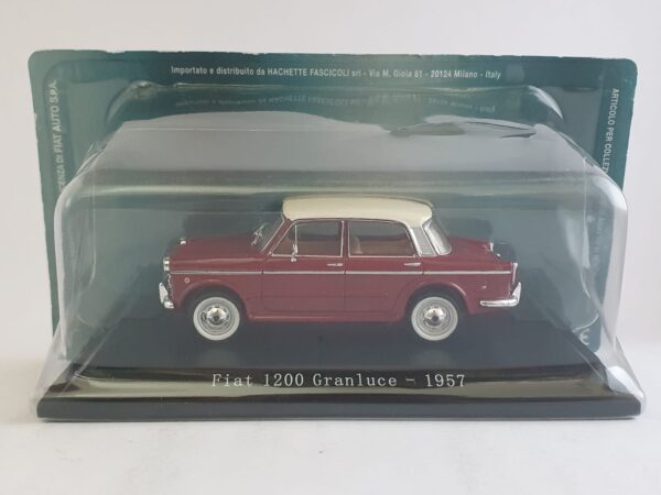 Fiat 1200 Gran Luce - 1957 scala 1/43 Hachette