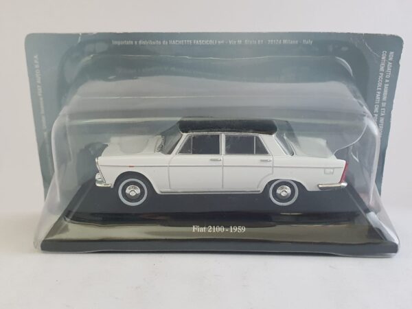 Fiat 2100 - 1959 scala 1/43 Hachette