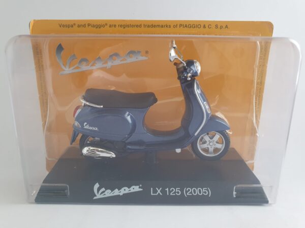 VESPA LX 125 (2005) - scala 1/18