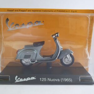 VESPA 125 NUOVA (1965) - scala 1/18