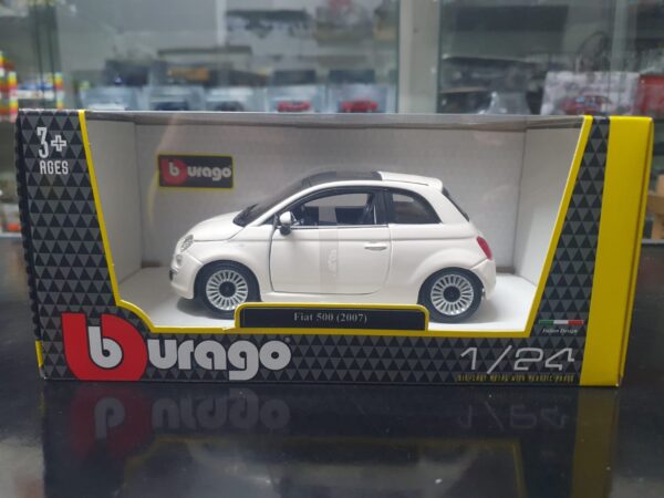 Fiat 500 (2007) scala 1:24 Burago