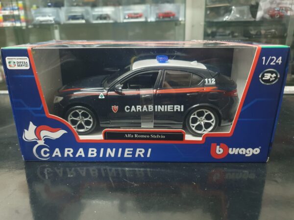 Alfa Romeo Stelvio CARABINIERI scala 1:24 Burago