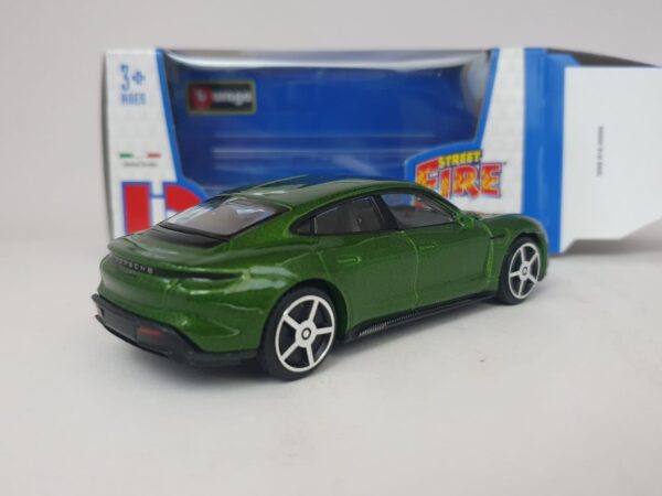 Porsche Taycan 2018 Verde Metallizzato  - BURAGO 1/43 - immagine 2