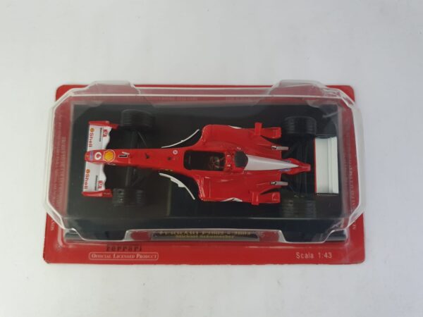FERRARI F2002 - 2002 Michael Schumacher - Ferrari F1 collection 1/43 uscita 10 - immagine 2