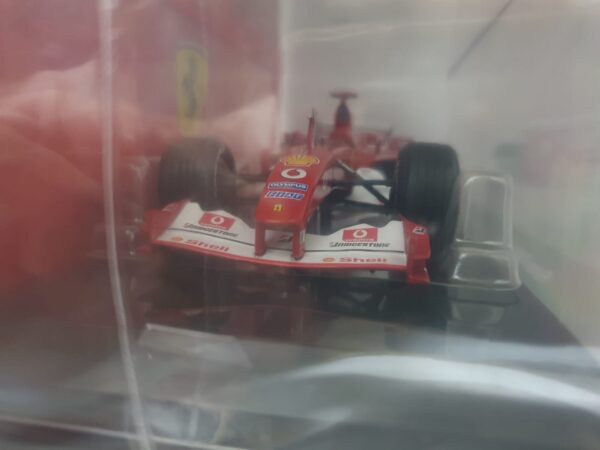 Ferrari F2003-GA - Michael Schumacher - 2003 Uscita 14 - LE GRANDI FERRARI F1 1:24 - immagine 4
