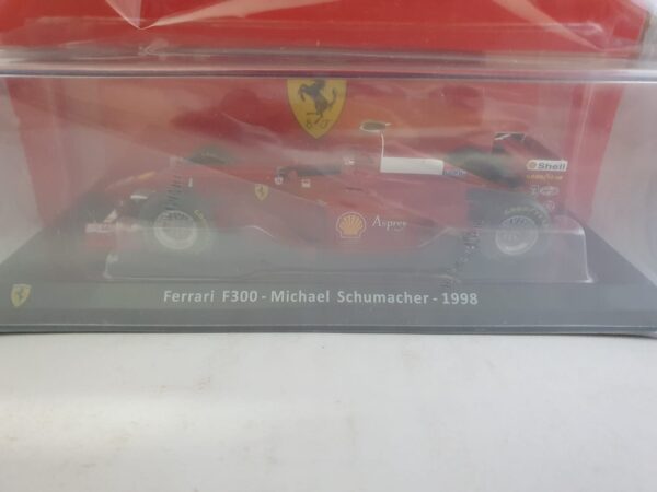 Ferrari F300 - Michael Schumacher - 1998 Uscita 24 - LE GRANDI FERRARI F1 1:24 - immagine 2